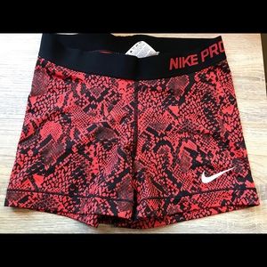 Nike Women's Core Pro 3'' Shorts